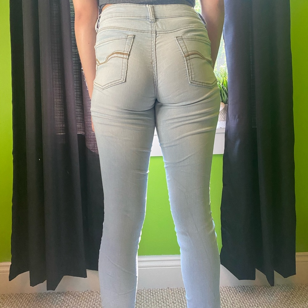 SO, Mid-Rise Jeggings - Picture 4 of 4